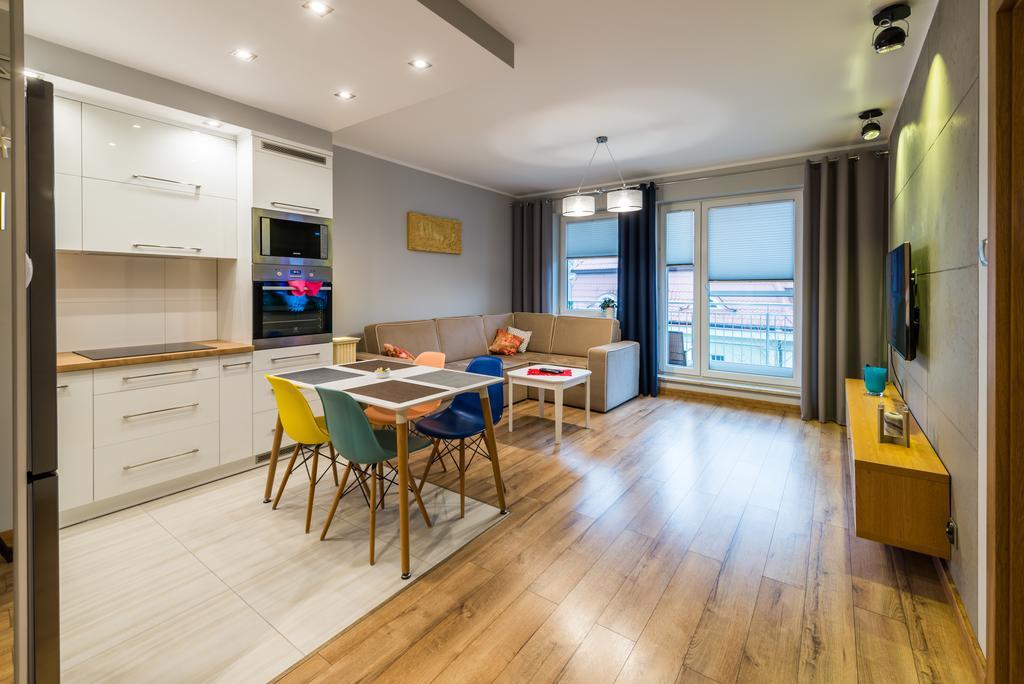 Apartament Waterside ギジツコ エクステリア 写真